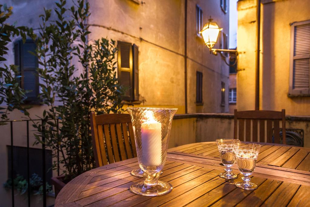Lake Charming Apartment チェルノッビオ 部屋 写真