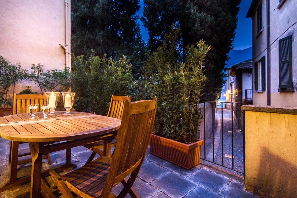 Lake Charming Apartment チェルノッビオ 部屋 写真